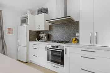 10 Gregory Grove, Clive