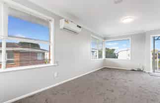 26 Warren Avenue, Three Kings