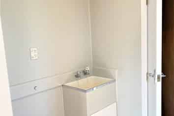 26 Warren Avenue, Three Kings