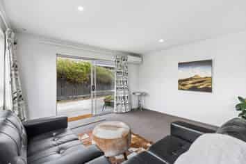 2/1 Delaware Crescent, Russley