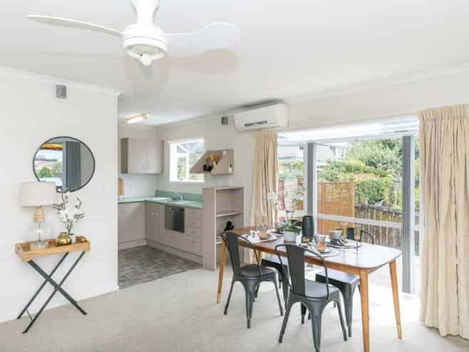 35A Acacia Crescent, Glenview