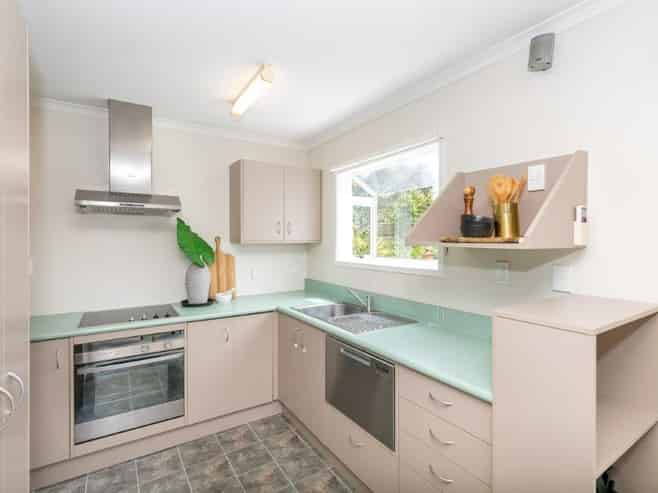 35A Acacia Crescent, Glenview