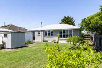 11 Cranby Crescent, Onekawa