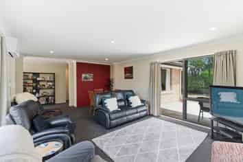 27 Rubicon Place, Hei Hei