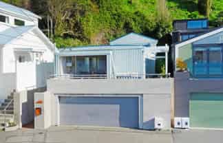 165 Marine Parade, Seatoun