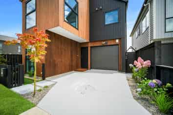 10 Kiokio Street, Long Bay