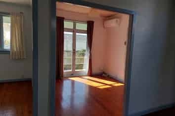 33A Hoskins Avenue, Hillsborough