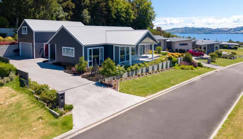 5 Azalea Lane, Waipahihi