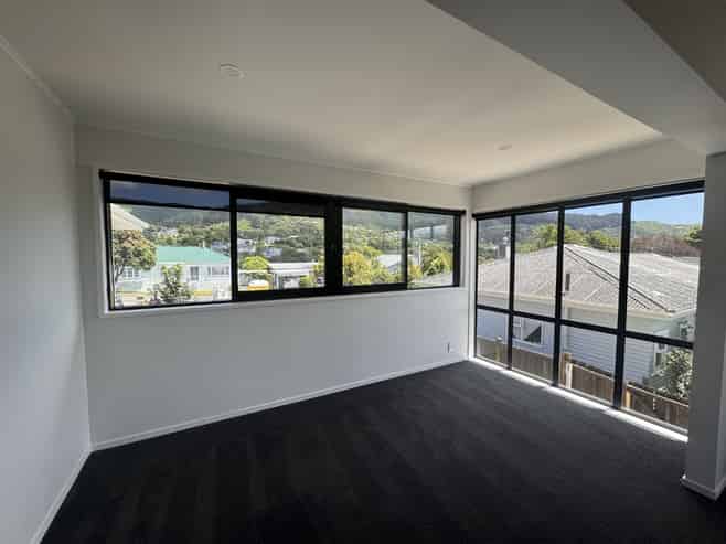 25 Ngatitoa Street, Tawa