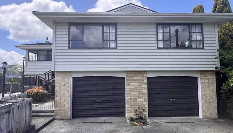 25 Ngatitoa Street, Tawa