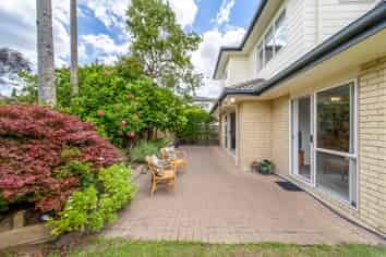 1/8 Tolben Place, Golflands