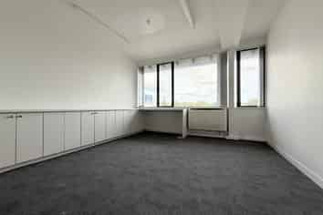 Professional Highland Park Office | 130 m2