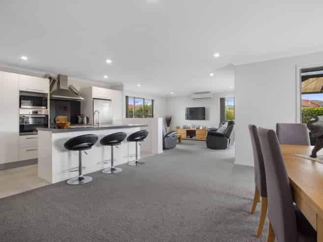 5 Troon Place, Katikati