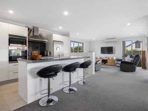 5 Troon Place, Katikati