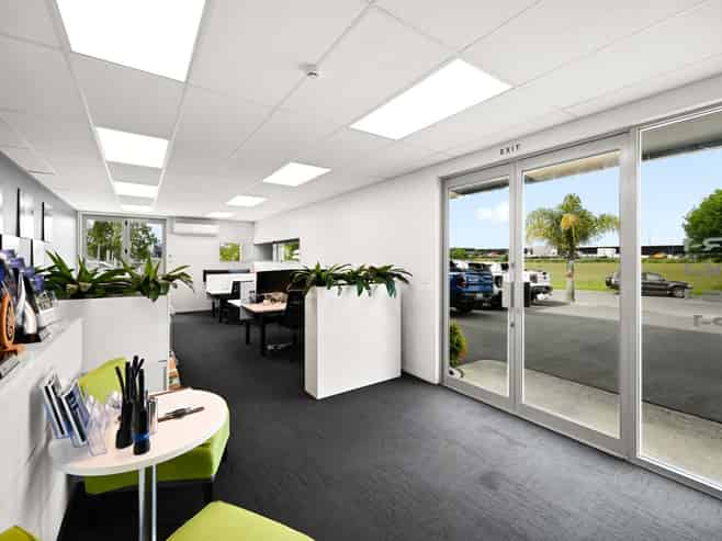 Prime Te Rapa industrial warehouse & office