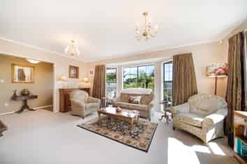 8 Makatote Grove, Churton Park