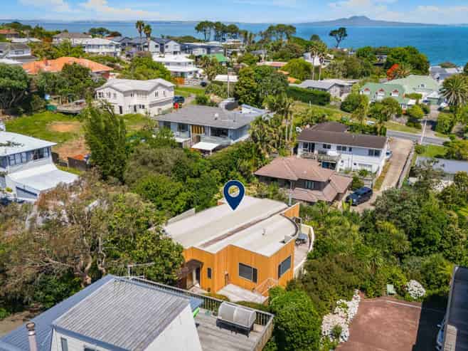 2/25 Auld Street, Torbay