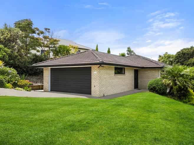 42 Savoy Road, Orewa