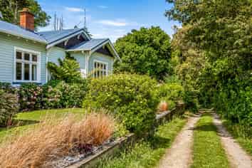 315 Rangitatau West Road, Maxwell