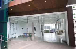 Cost effective K- Road retail!