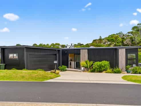 131 Estuary Drive, Mangawhai Heads