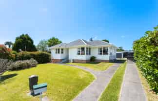 57 Divich Avenue, Te Atatu South