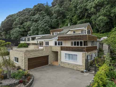 198 Pohutukawa Avenue, Ohope