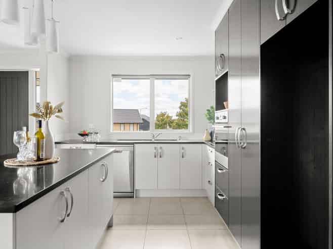 2 Jack Rise, Grandview Heights