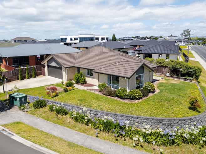 2 Jack Rise, Grandview Heights