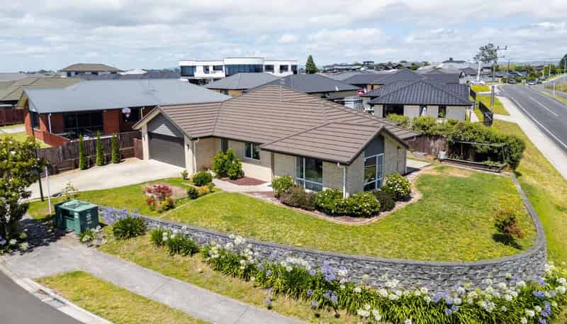 2 Jack Rise, Grandview Heights