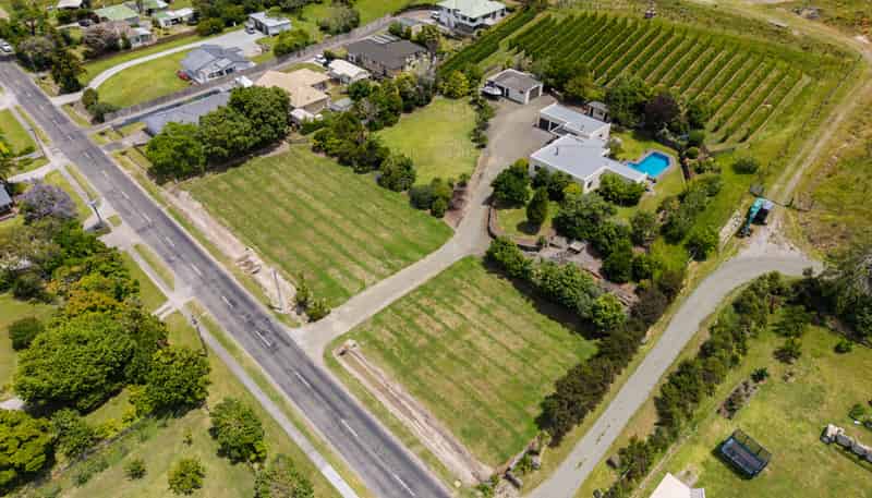 1, 2, 3/70 Riverside Road, Whataupoko