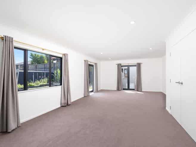 16 Pyramid Place, Glen Eden