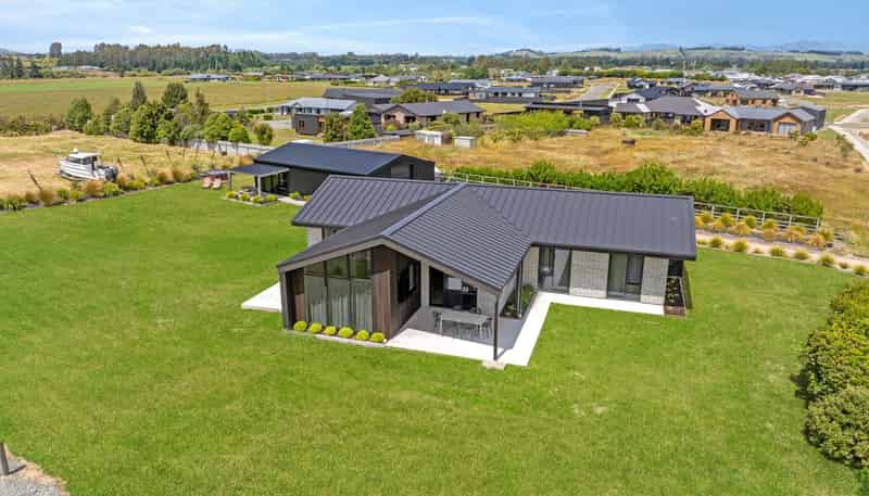 49 Pukutahi Drive, Te Anau