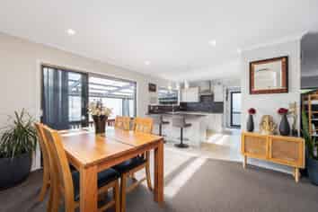 121 Godley Road, Green Bay