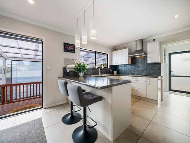 121 Godley Road, Green Bay