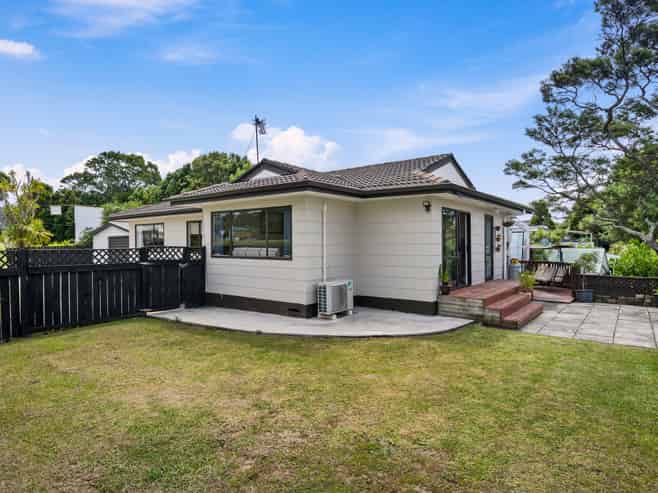 121 Godley Road, Green Bay