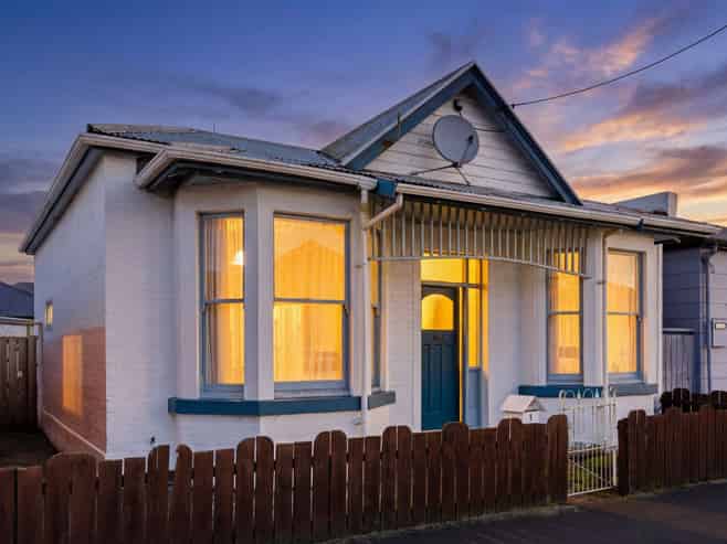 1  Osmond Street, SOUTH DUNEDIN