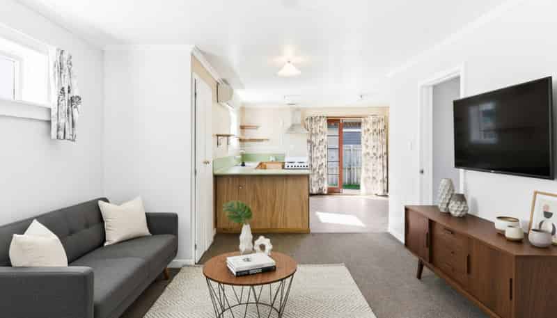 1  Osmond Street, SOUTH DUNEDIN