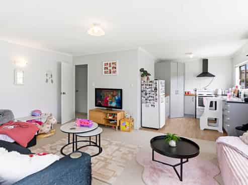 13C  Burns Street, SOUTH DUNEDIN