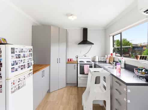 13C  Burns Street, SOUTH DUNEDIN