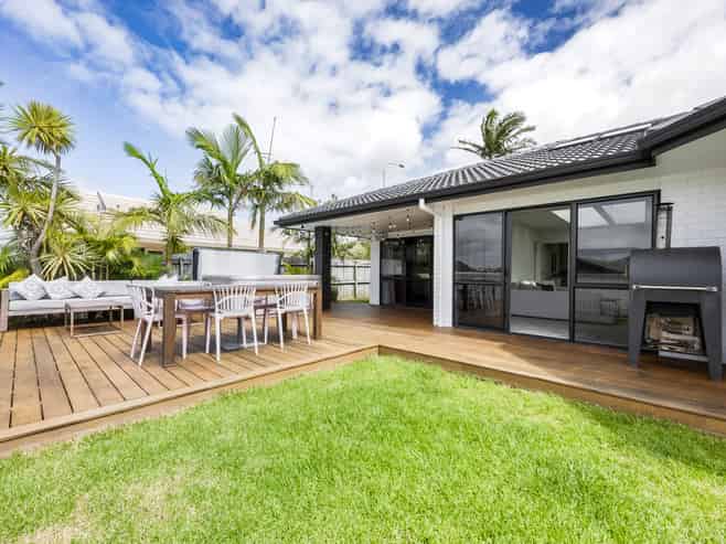 36 Kath Hopper Drive, Orewa