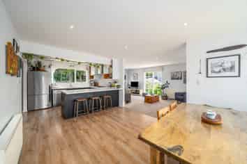 2 Newnham Court, Tawa