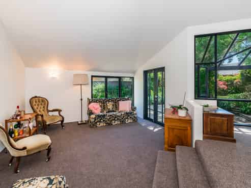 11 Walnut Grove, Waikanae