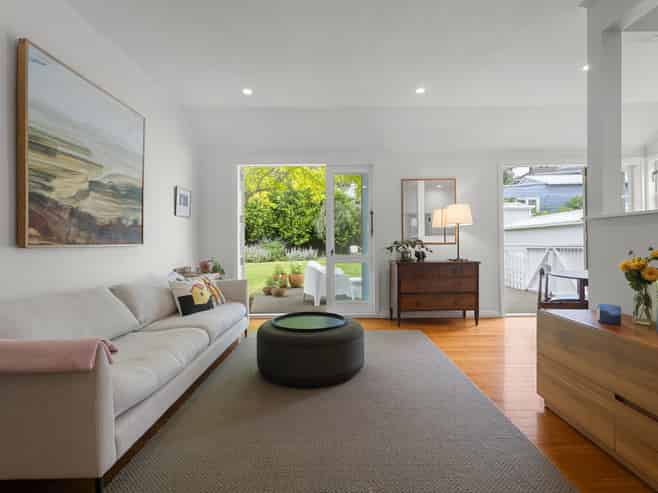 64 McCullough Avenue, Three Kings