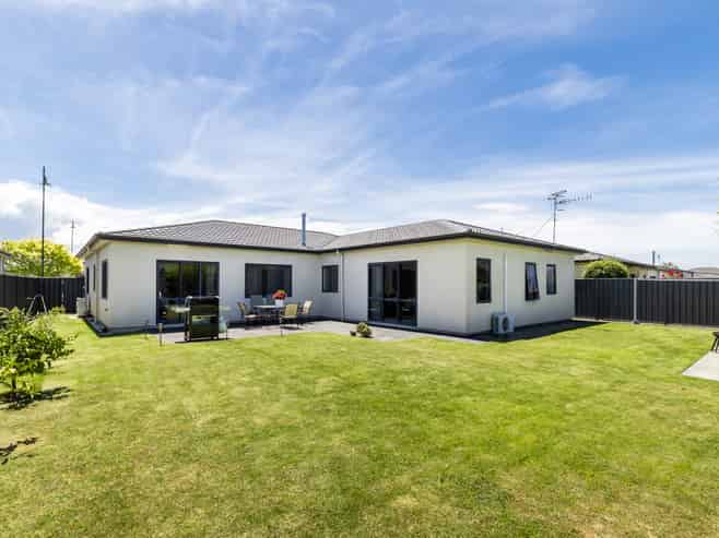 23 Pacific Avenue, Poraiti