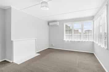 17 Ngarimu Street, Roslyn