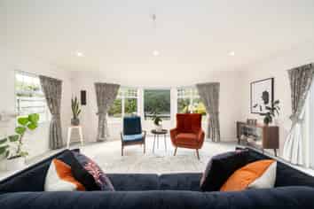 4 Amesbury Drive, Churton Park