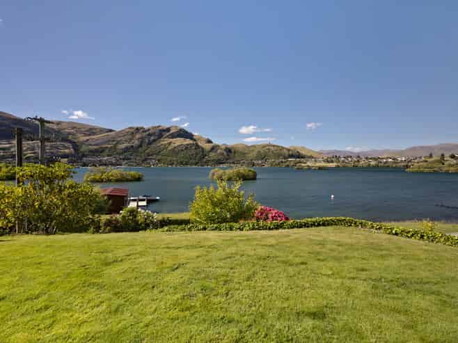  24 Willow Place and 117 Peninsula Road, Kelvin Heights