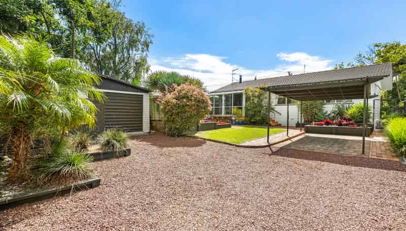 30 Vina Place, Massey