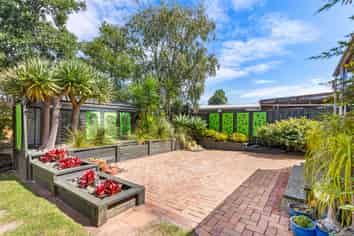 30 Vina Place, Massey